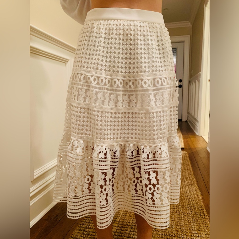 lace skirt